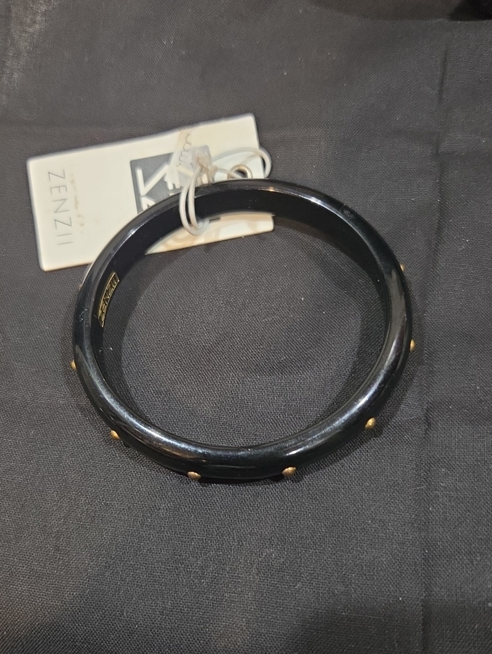 ZENZII BANGLE BRACELET